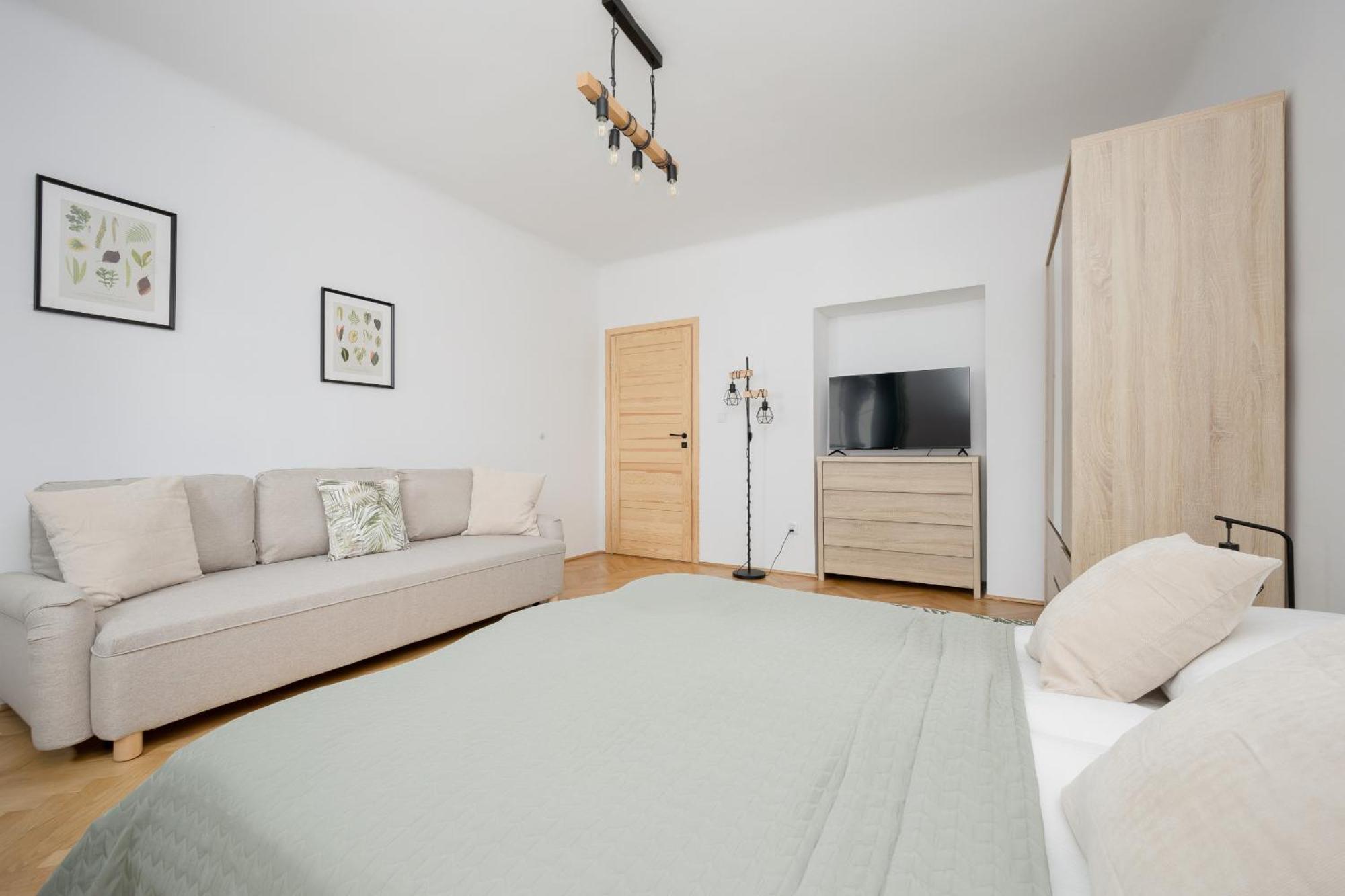 Spacious Apartment For 6 People Near The Old Town By Noclegi Renters Warsaw Exterior photo